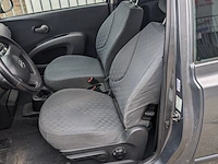 Personen auto nissan, micra, bouwjaar 2004 - afbeelding 33 van  34