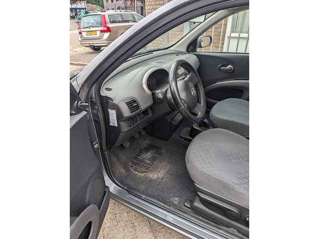 Personen auto nissan, micra, bouwjaar 2004 - afbeelding 34 van  34
