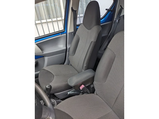 Personen auto toyota, aygo, bouwjaar 2010 - afbeelding 2 van  35
