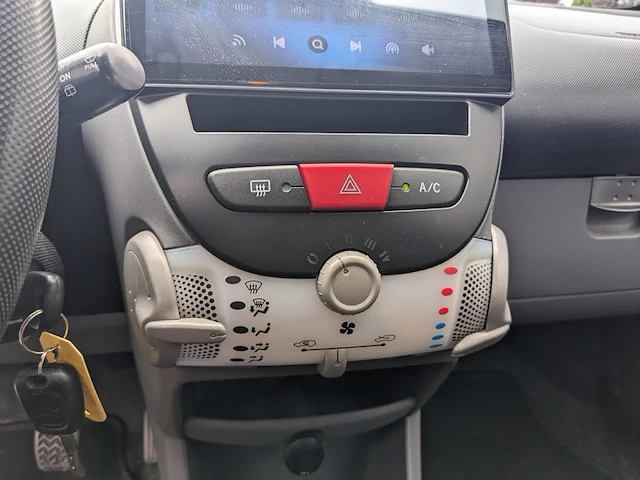 Personen auto toyota, aygo, bouwjaar 2010 - afbeelding 7 van  35