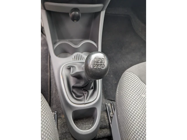 Personen auto toyota, aygo, bouwjaar 2010 - afbeelding 8 van  35