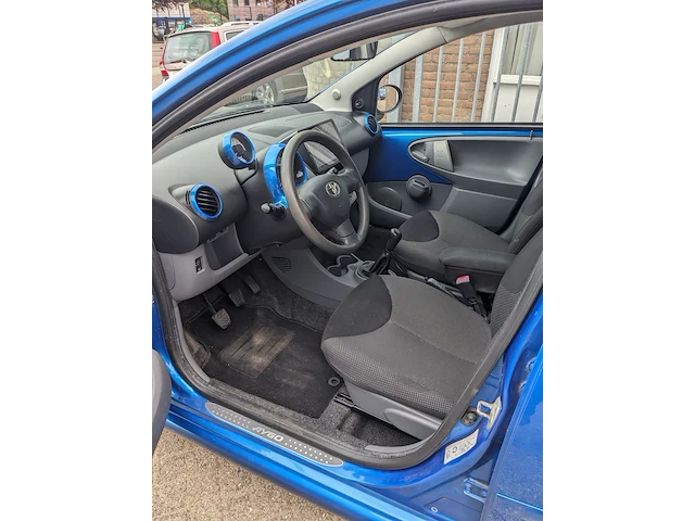 Personen auto toyota, aygo, bouwjaar 2010 - afbeelding 33 van  35