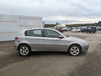 Personenauto, alfa romeo, 147 1.6, 2005 - afbeelding 34 van  50