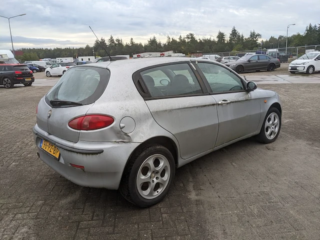 Personenauto, alfa romeo, 147 1.6, 2005 - afbeelding 45 van  50