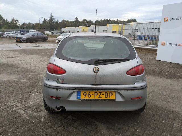 Personenauto, alfa romeo, 147 1.6, 2005 - afbeelding 47 van  50