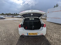Personenauto, alfa romeo , giulietta, 2010 - afbeelding 18 van  38