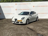 Personenauto, alfa romeo , giulietta, 2010 - afbeelding 12 van  38