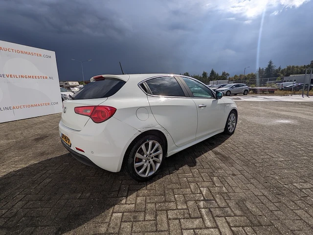 Personenauto, alfa romeo , giulietta, 2010 - afbeelding 35 van  38