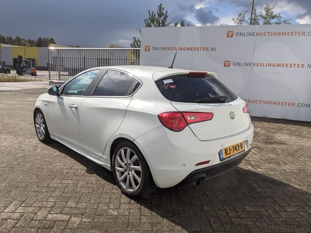 Personenauto, alfa romeo , giulietta, 2010 - afbeelding 37 van  38