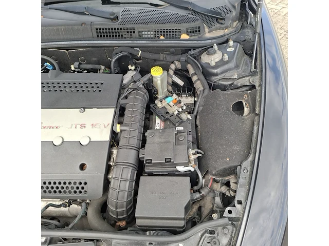 Personenauto, alfa romeo, gt 2.0 jts, 2007 - afbeelding 31 van  59
