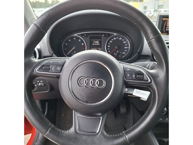 Personenauto audi, a1 1.2tfsi, rood, bouwjaar 2011 - afbeelding 8 van  35