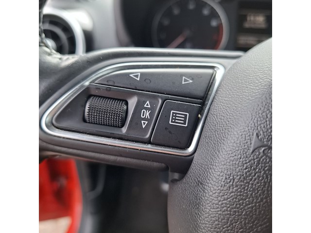 Personenauto audi, a1 1.2tfsi, rood, bouwjaar 2011 - afbeelding 9 van  35