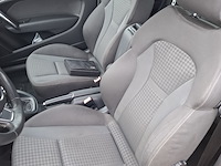 Personenauto audi, a1 1.2tfsi, rood, bouwjaar 2011 - afbeelding 21 van  35