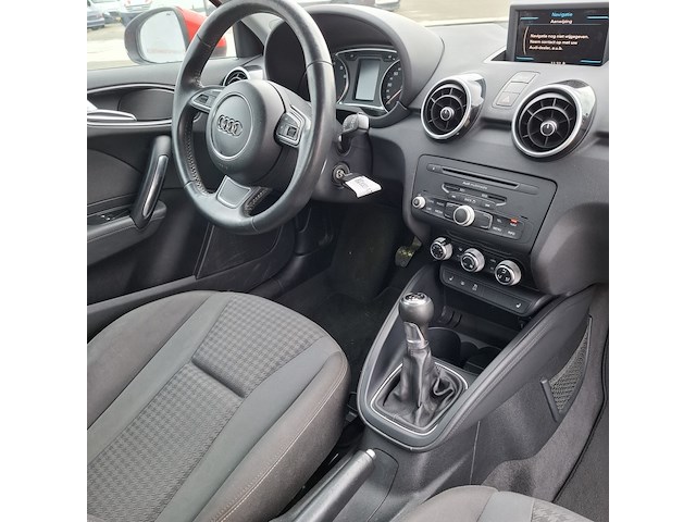 Personenauto audi, a1 1.2tfsi, rood, bouwjaar 2011 - afbeelding 27 van  35