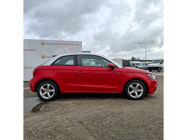 Personenauto audi, a1 1.2tfsi, rood, bouwjaar 2011 - afbeelding 30 van  35