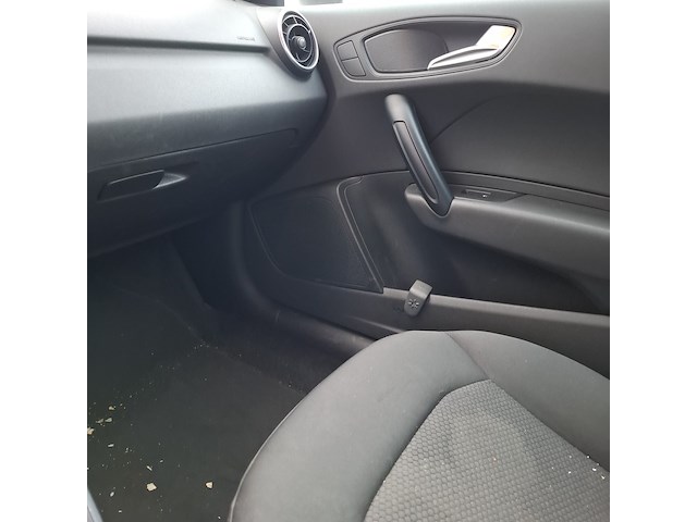 Personenauto, audi, a1 1.4, 2013 - afbeelding 37 van  44