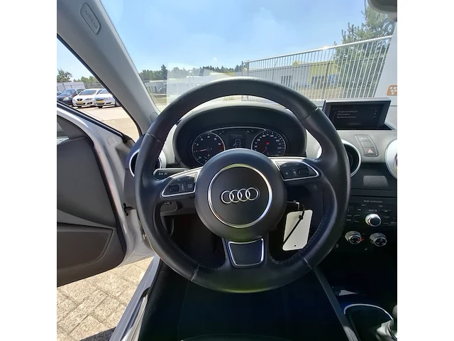 Personenauto audi, a1, bouwjaar 2013 - afbeelding 5 van  42