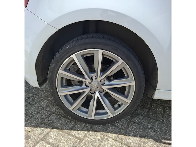 Personenauto audi, a1, bouwjaar 2013 - afbeelding 32 van  42