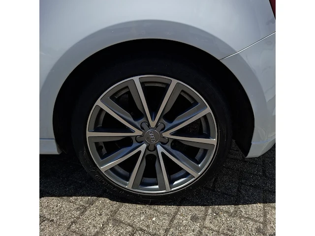 Personenauto audi, a1, bouwjaar 2013 - afbeelding 35 van  42