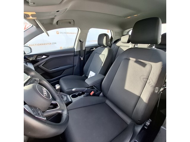 Personenauto audi, a1 sportback, wit, bouwjaar 2020 - afbeelding 2 van  42