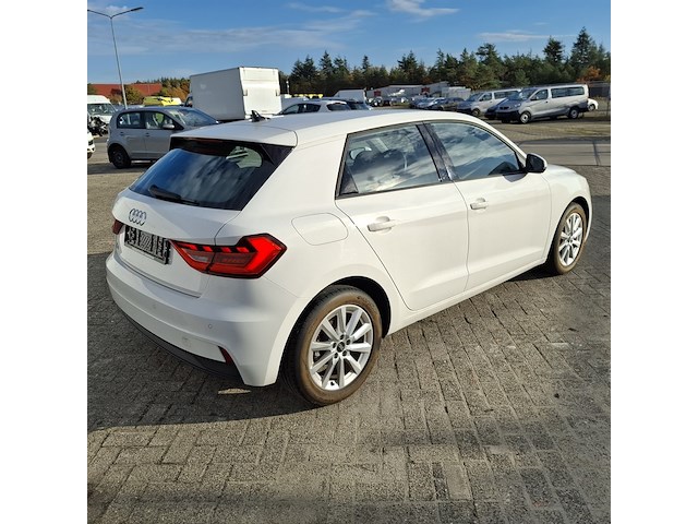 Personenauto audi, a1 sportback, wit, bouwjaar 2020 - afbeelding 38 van  42