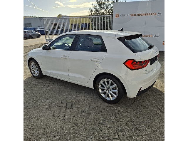 Personenauto audi, a1 sportback, wit, bouwjaar 2020 - afbeelding 40 van  42