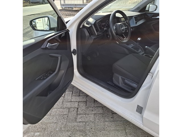 Personenauto audi, a1 sportback, wit, bouwjaar 2020 - afbeelding 41 van  42