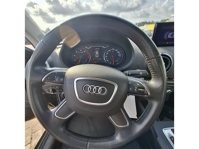Personenauto audi, a3 limousine 1.4 tfsi cod, bouwjaar 2015 - afbeelding 5 van  59