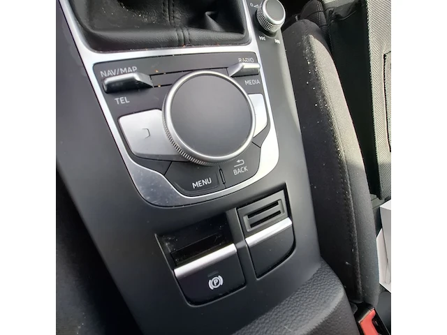 Personenauto audi, a3 sportback 1.0 tfsi sport lease edition, wit, bouwjaar 2017 - afbeelding 10 van  35