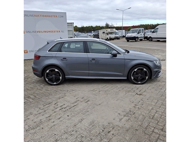 Personenauto, audi, a3 sportback 1.4 e-tron phev ambition pro line plus, grijs, 2015 - afbeelding 4 van  49