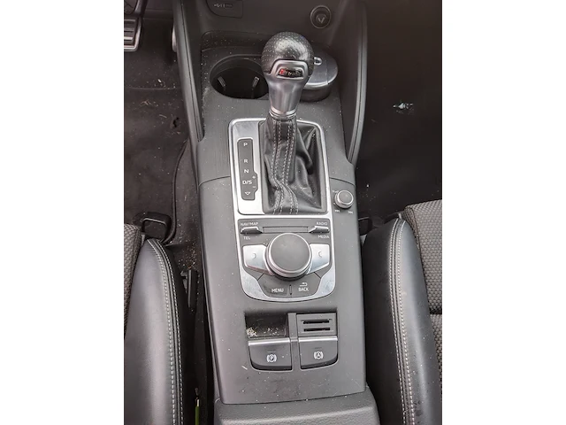 Personenauto audi, a3 sportback 1.6 tdi sport lease edition, grijs, bouwjaar 2017 - afbeelding 17 van  52