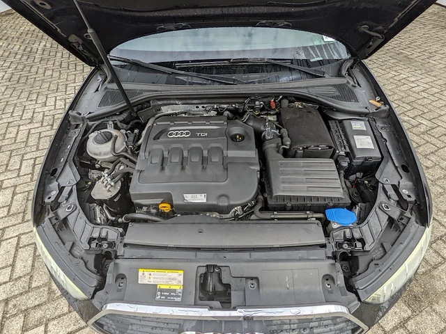 Personenauto audi, a3 sportback 1.6 tdi sport lease edition, zwart, bouwjaar 2017 - afbeelding 39 van  52