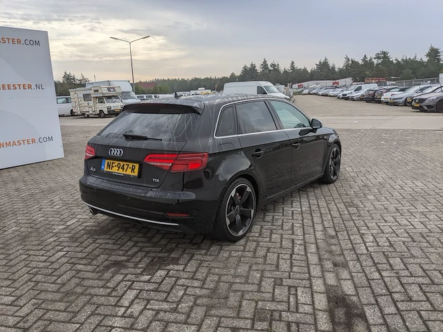 Personenauto audi, a3 sportback 1.6 tdi sport lease edition, zwart, bouwjaar 2017 - afbeelding 6 van  52