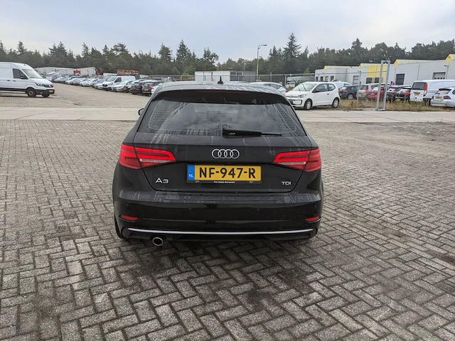 Personenauto audi, a3 sportback 1.6 tdi sport lease edition, zwart, bouwjaar 2017 - afbeelding 7 van  52