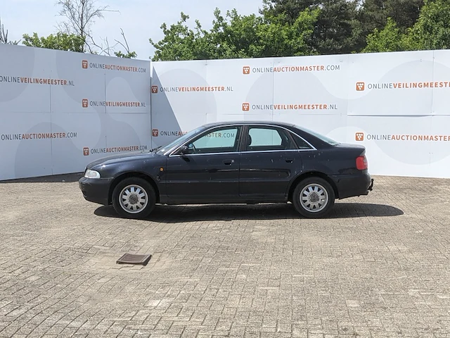 Personenauto audi, a4 1.6 advance, bouwjaar 1999 - afbeelding 2 van  43