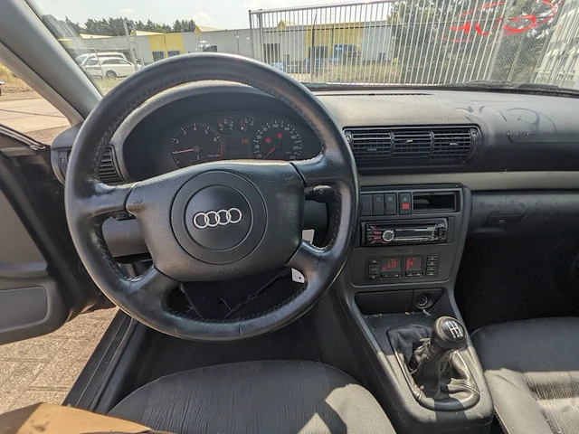 Personenauto audi, a4 1.6 advance, bouwjaar 1999 - afbeelding 7 van  43