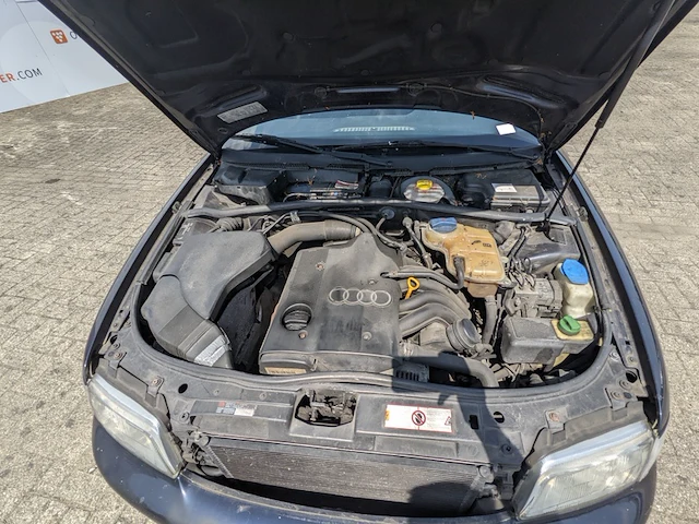Personenauto audi, a4 1.6 advance, bouwjaar 1999 - afbeelding 22 van  43