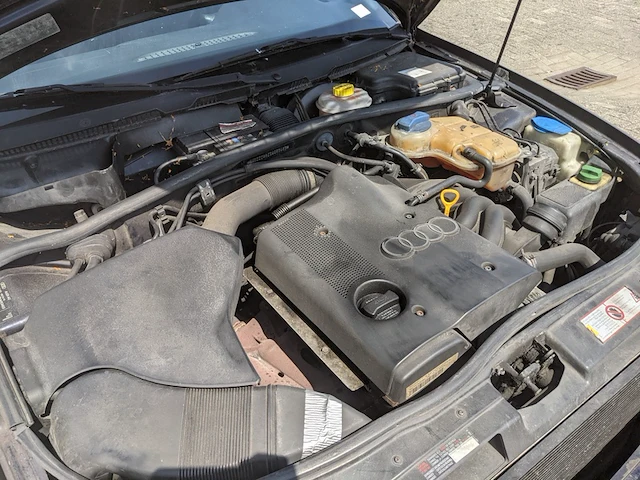 Personenauto audi, a4 1.6 advance, bouwjaar 1999 - afbeelding 25 van  43