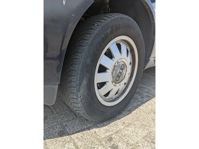 Personenauto audi, a4 1.6 advance, bouwjaar 1999 - afbeelding 29 van  43