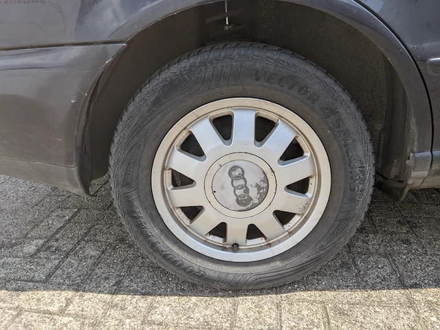 Personenauto audi, a4 1.6 advance, bouwjaar 1999 - afbeelding 33 van  43