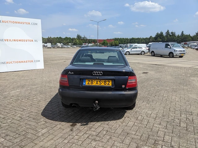 Personenauto audi, a4 1.6 advance, bouwjaar 1999 - afbeelding 42 van  43