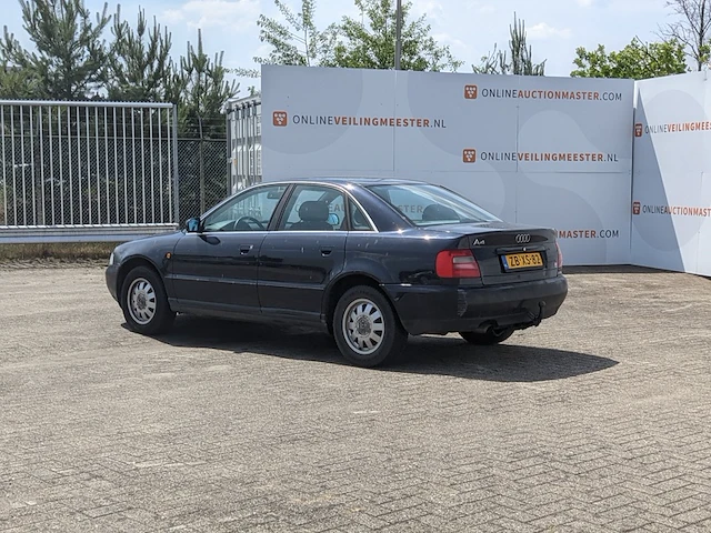 Personenauto audi, a4 1.6 advance, bouwjaar 1999 - afbeelding 43 van  43