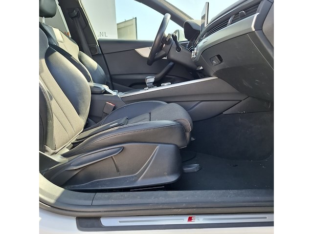 Personenauto, audi, a4, 2016 - afbeelding 39 van  60