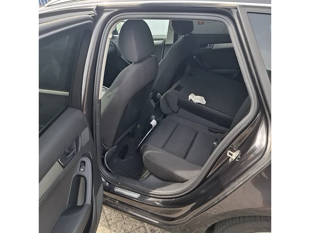 Personenauto audi, a4 avant 2.0 tdi, bouwjaar 2009 - afbeelding 15 van  42