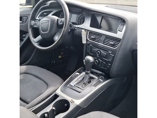 Personenauto audi, a4 avant 2.0 tdi, bouwjaar 2009 - afbeelding 17 van  42