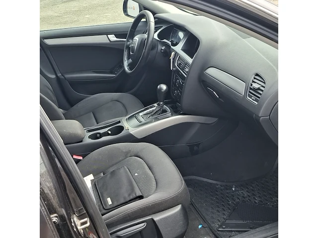Personenauto audi, a4 avant 2.0 tdi, bouwjaar 2009 - afbeelding 18 van  42