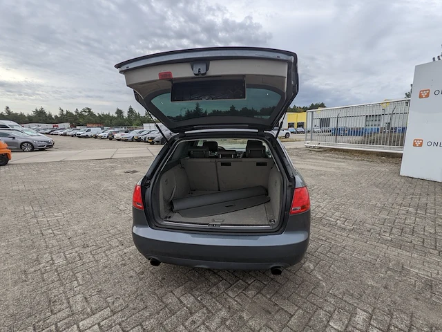 Personenauto audi, a4 avant 2.0 tfsi, bouwjaar 2005 - afbeelding 17 van  47