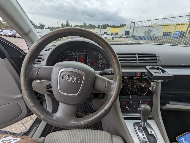 Personenauto audi, a4 avant 2.0 tfsi, grijs, bouwjaar 2005 - afbeelding 12 van  47