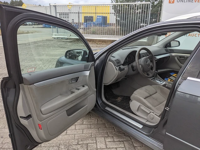 Personenauto audi, a4 avant 2.0 tfsi, grijs, bouwjaar 2005 - afbeelding 9 van  47