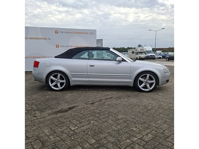 Personenauto audi, a4 cabriolet v6 170 pk, grijs, bouwjaar 2002 - afbeelding 34 van  45